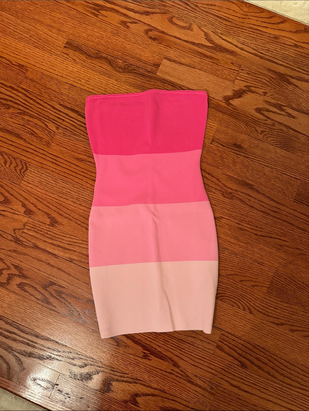 Superdown pink strapless stripe ombré dress bodycon size small has been worn